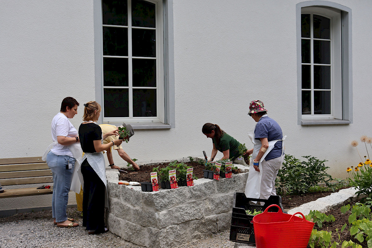 Heilsames Arbeiten im Therapiegarten
